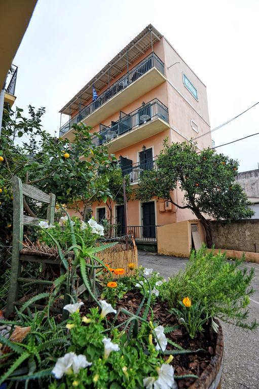 Benitsa Beach Hotel Αχίλλειο Εξωτερικό φωτογραφία
